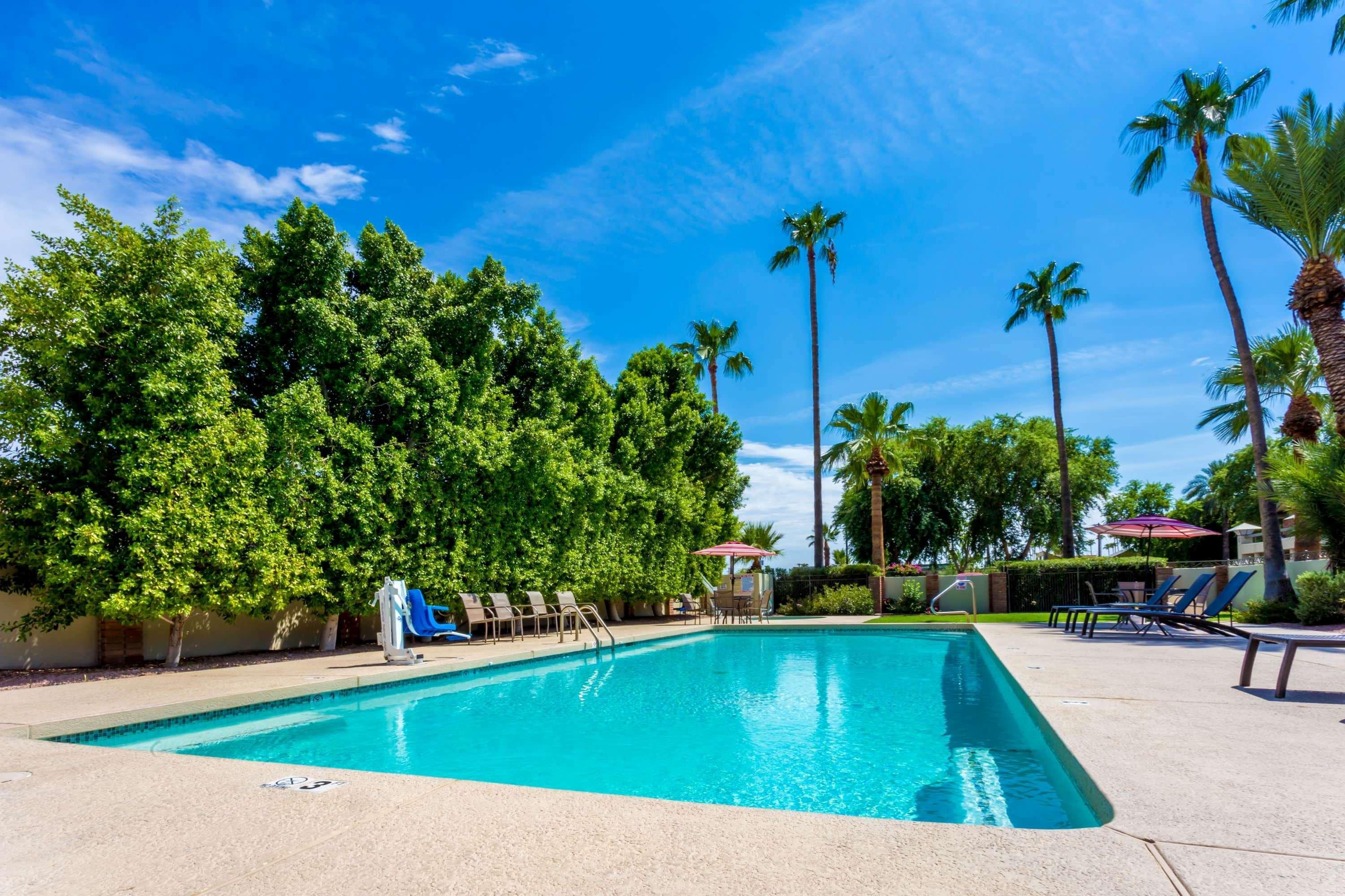 Howard Johnson By Wyndham Scottsdale Old Town Eksteriør billede