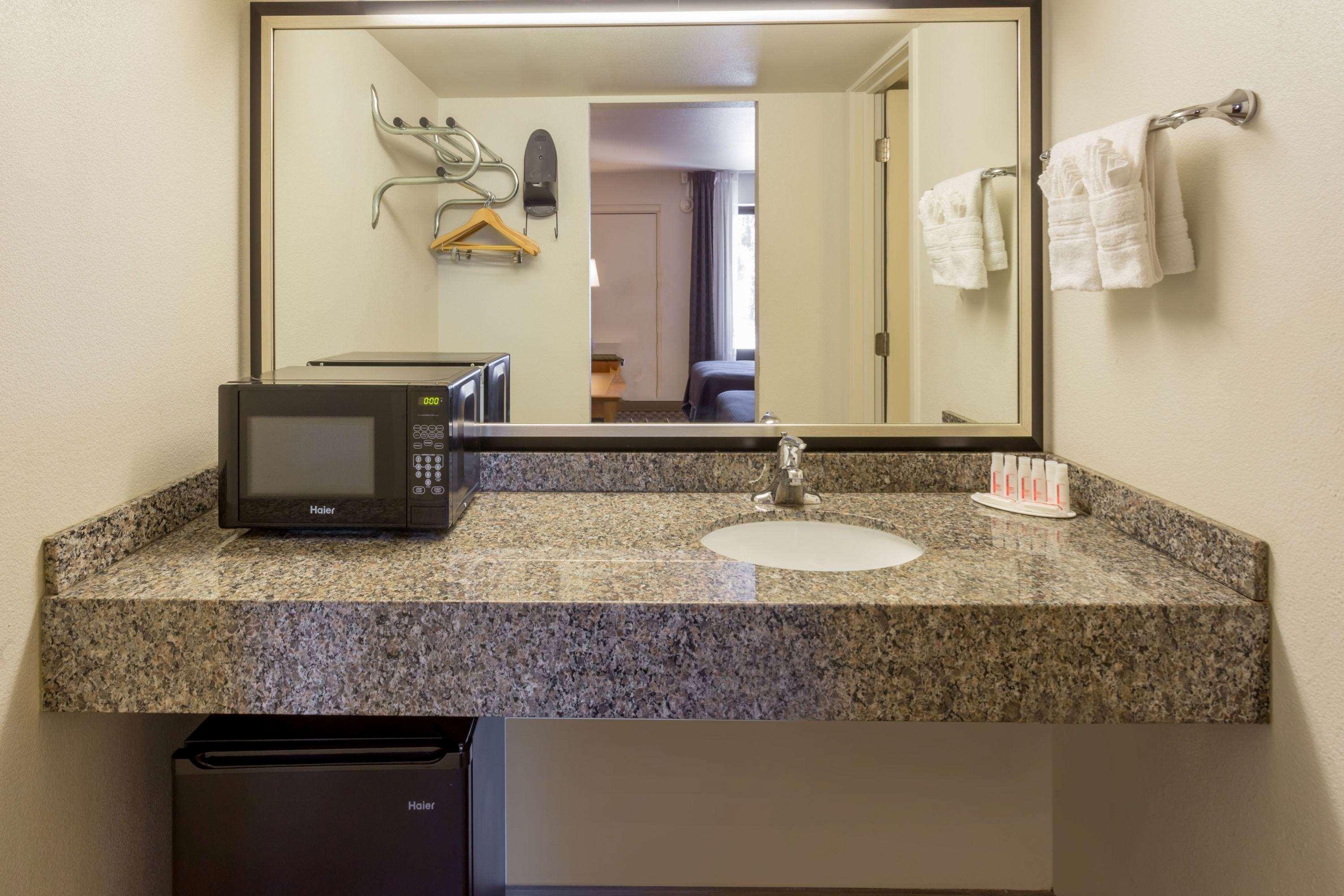 Howard Johnson By Wyndham Scottsdale Old Town Eksteriør billede