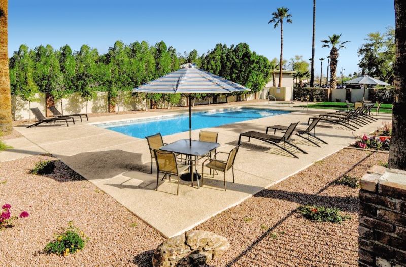 Howard Johnson By Wyndham Scottsdale Old Town Eksteriør billede
